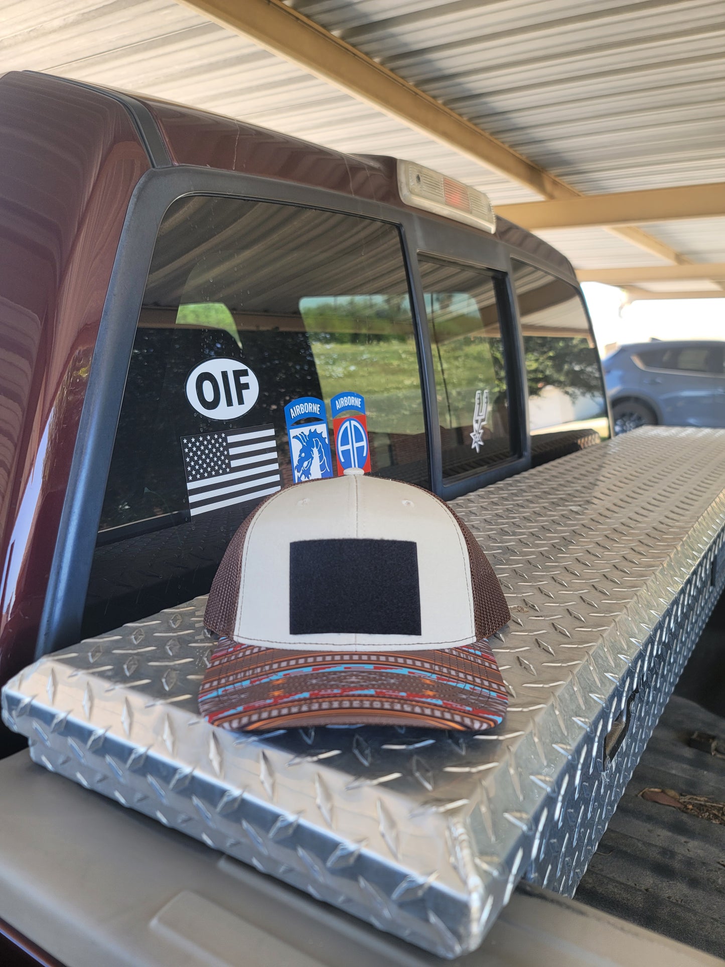 Trucker cap with southwestern style bill