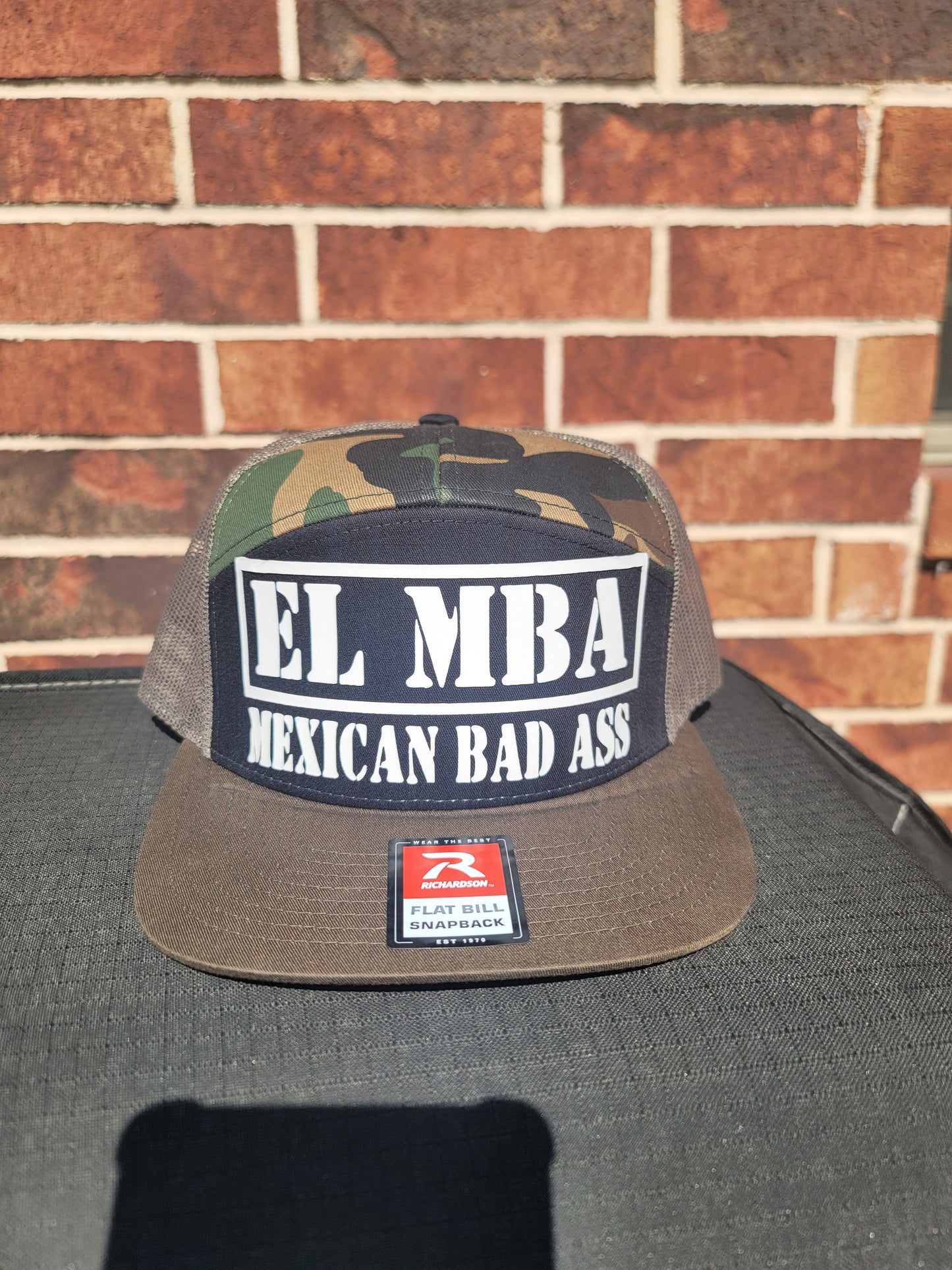 7 panel cap, Tri Black/Green Camo/Loden